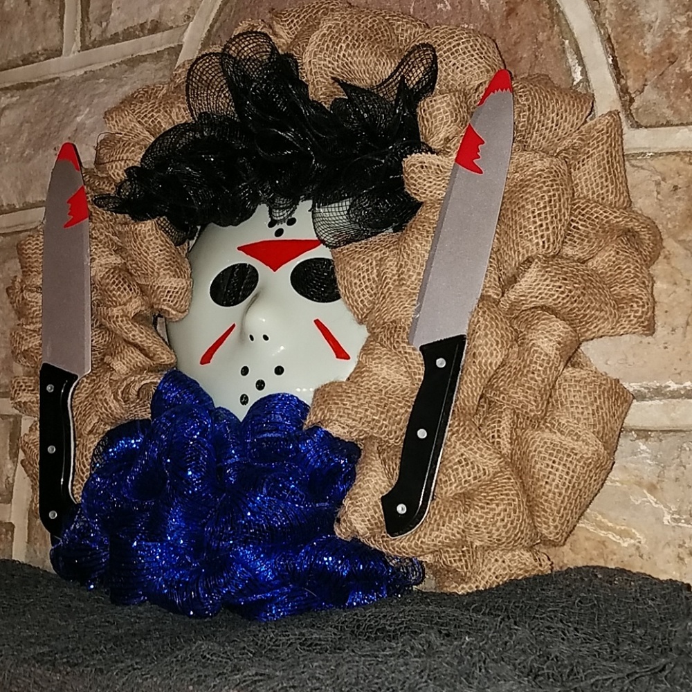 FRIDAY THE 13TH JASON HALLOWEEN WREATH - Picture 2 of 2